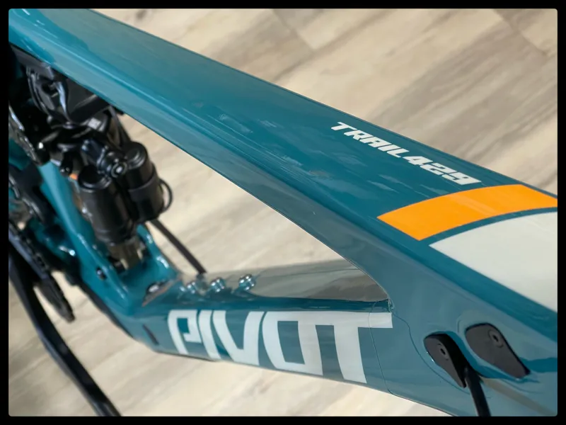 Pivot Trail 429 Size Small /Pro XO Transmission-2